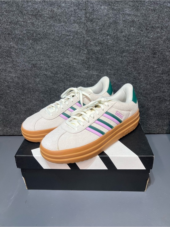 adidas Shoes - Adidas VL Court Bold Women’s Sneakers Size 8.5